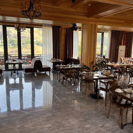 Le Chalet Mont And Restaurant Chorwoq Kültér fotó